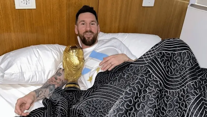 利安奴·美斯( Lionel Messi )的奮鬥史:從羅薩里奧小男孩到足球傳奇